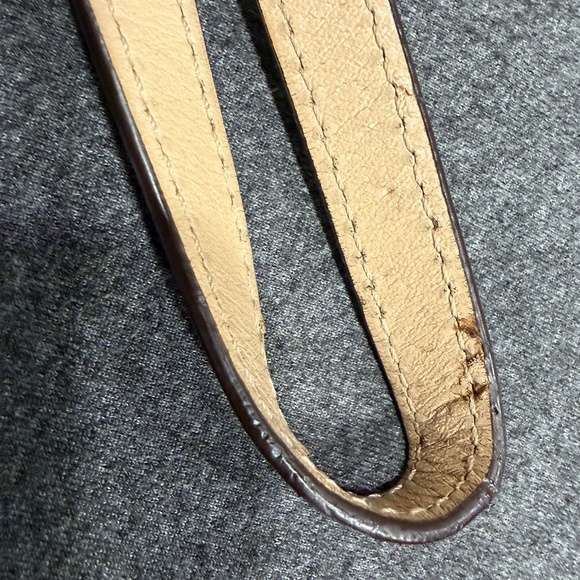 Michael Kors larger wristlet with - Picture 3 of 4